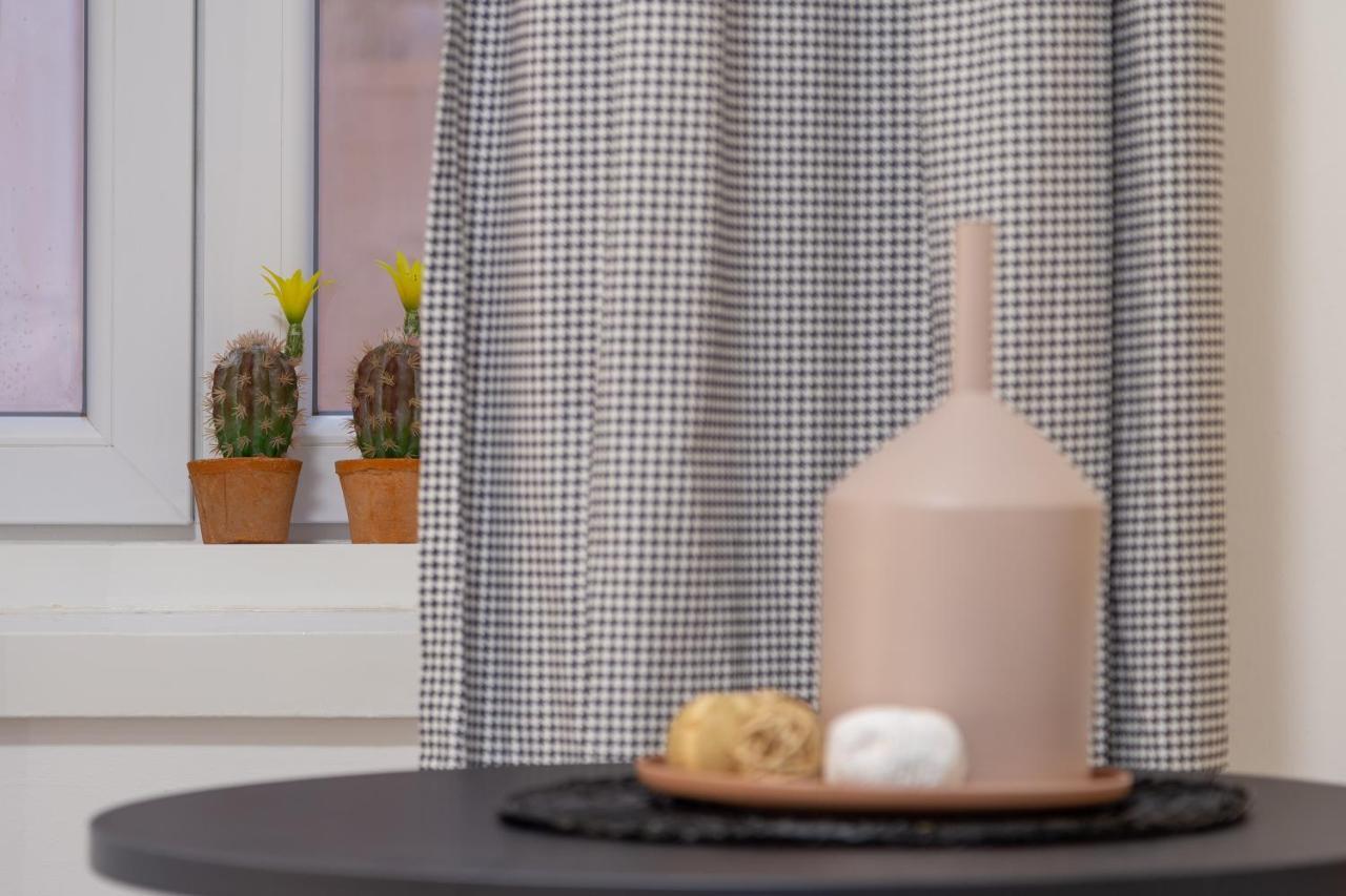 Tiny Cozy Studio In The City Center 的里雅斯特 外观 照片